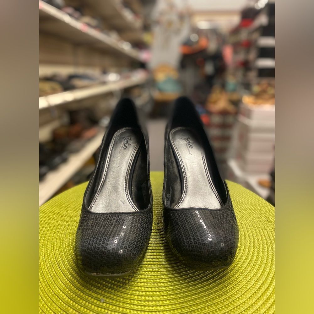 Zodiac 9.5 Black Sequinheels 343 View 2